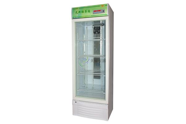 光照培養(yǎng)箱